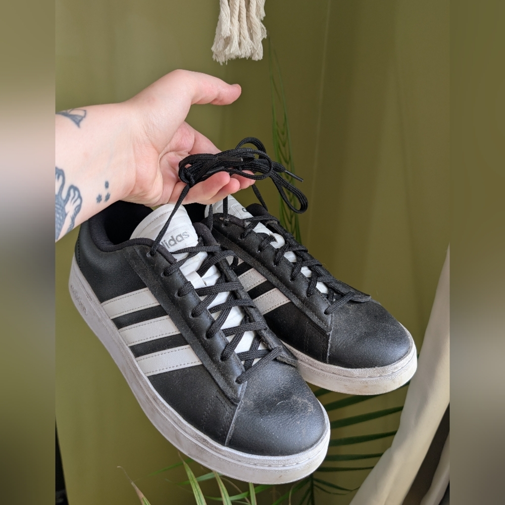 Adidas Men's Black and White Sneakers